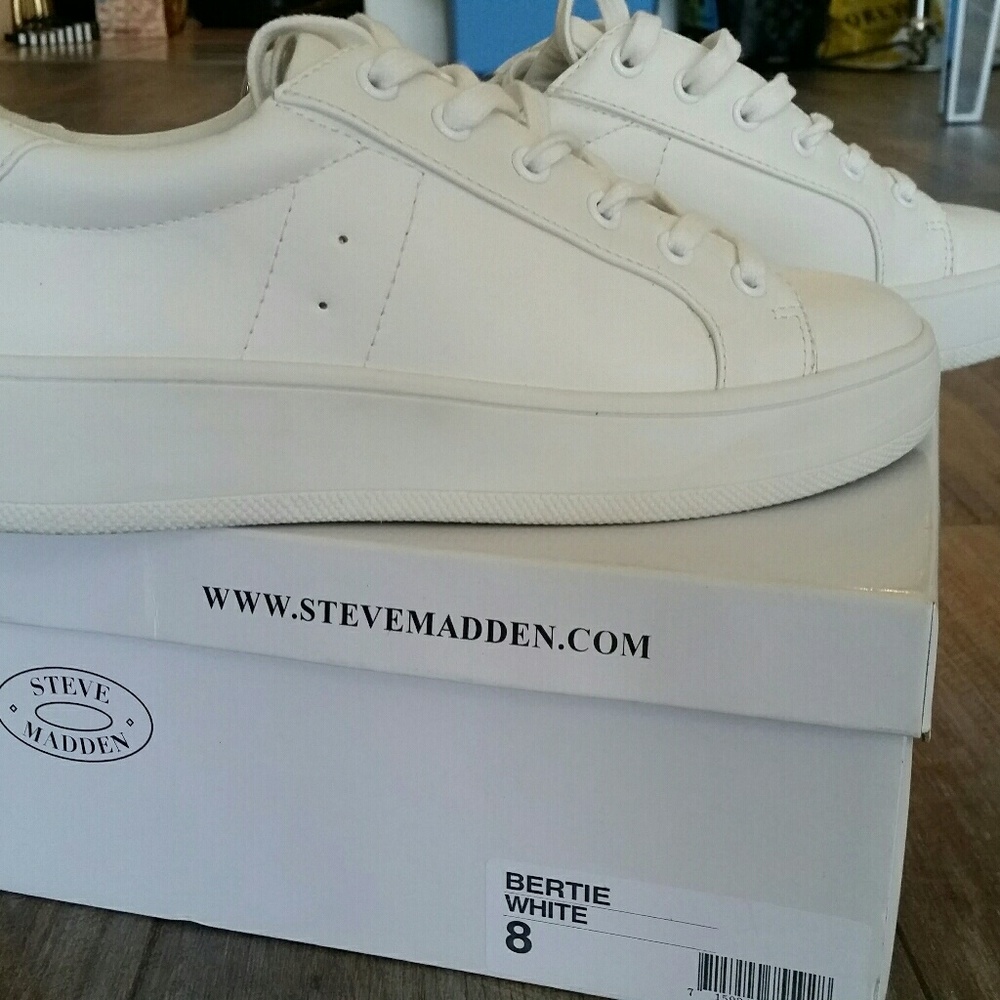 Steve Madden white sneakers